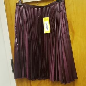 COPY - Skirt never used